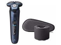 Philips 7000 Series Wet and Dry Electric Shaver Photo