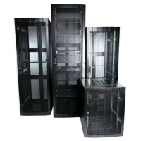 Mecer 16U CP 600x600 cabinet 4x uprights 4x feet Photo