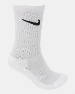 Photo of Nike Performance Dri-Fit Basic Crew Socks White