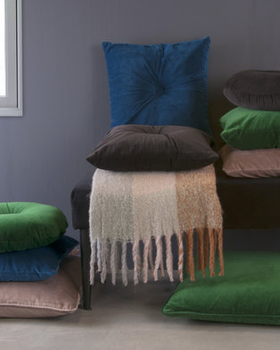 Photo of Present Time Cushion Luxurious Velvet XL Green