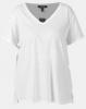 New Look Curves V Neck Step Hem T-Shirt Off White Photo