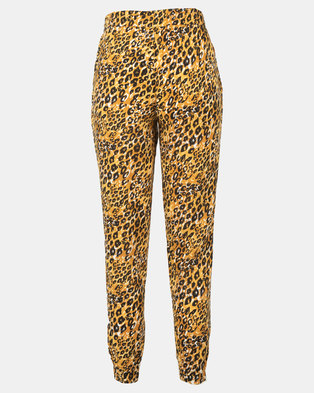 Photo of New Look Maternity Printed Jogger Yellow