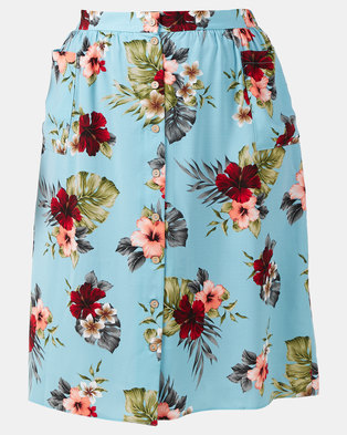 Photo of New Look Plus Floral Button Up Midi Skirt Blue