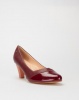 Franco Gemelli Lucy Ladies Courts Burgandy Photo