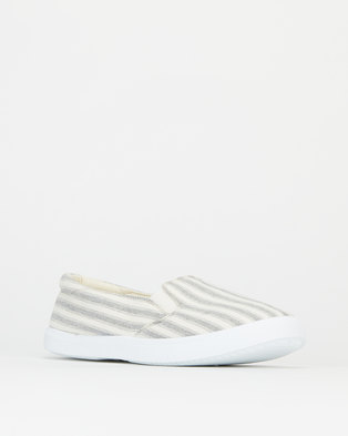 Photo of New Look Stripe Canvas Slip On Trainers Multi