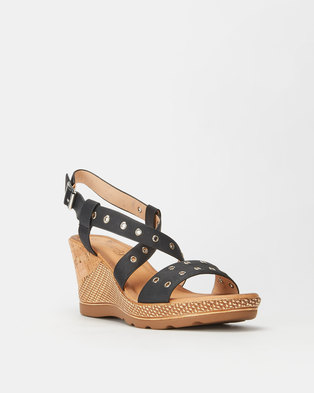 Photo of Butterfly Feet Gilberta Wedges Black