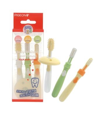 Photo of Pigeon K891 3-Piece Baby Training Toothbrush Set