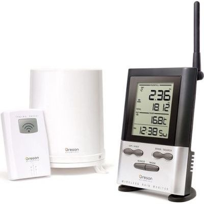 Photo of Oregon Scientific RGR126N Wireless Rain Gauge with Outdoor Temperature and 9-Day Memory