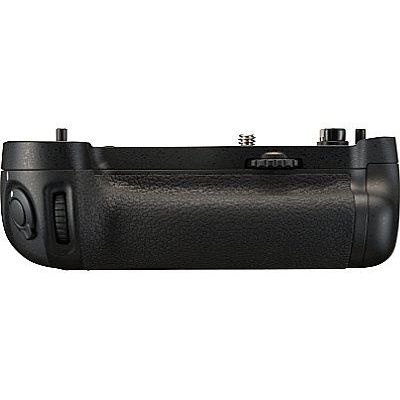 Photo of Nikon MB-D16 Battery Grip for D750