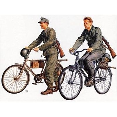 Photo of Tamiya German Soldiers With Bicycles