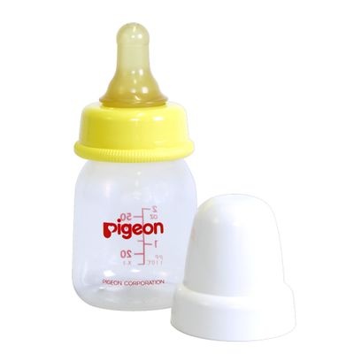 Photo of Pigeon D331 Juice Feeder Bottle