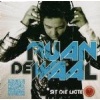 Sony Ruan De Waal - Sit Die Ligte Af Photo