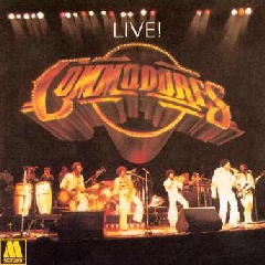 Photo of Commodores - Live