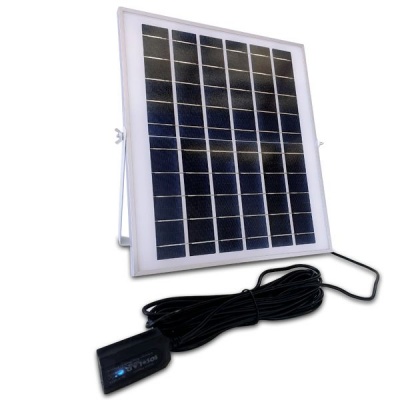 Photo of SoSolar 15W Solar Panel With A USB Output cable