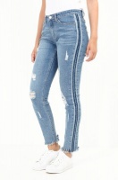 Brave Soul Ladies Ripped Detail Shelly Jeans in Blue