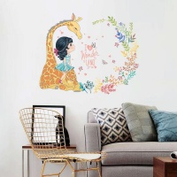 Giraffe with Floral Detail Decor Wall Art SK7101