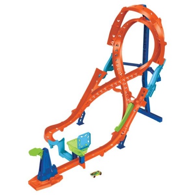 Hot Wheels Action Figure 8 Race Stunting Track Set with 1 Car
