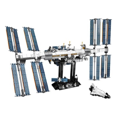 LEGO 21321 Ideas International Space Station Building Kit