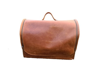 Photo of Kooptroos Genuine Leather Vanity Case - Akasia Toffie