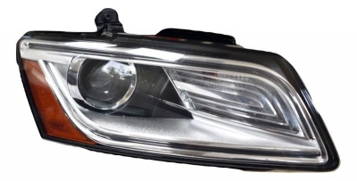 Photo of Audi Q5 2012-2016 Xenon Right Headlight 8R0941006A