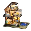 Miniature DIY Doll House – Seattle Holiday Photo
