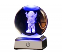Astronaut 8cm 3D Crystal Ball with Colour Changing Light Up Base