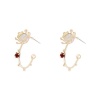 Flower Shape Earrings Photo