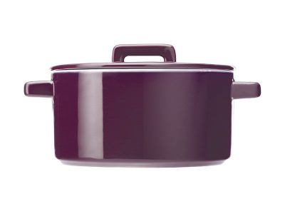 Photo of Maxwell Williams Maxwell and Williams Epicurious Round Casserole with lid 2.6L - Aubergine