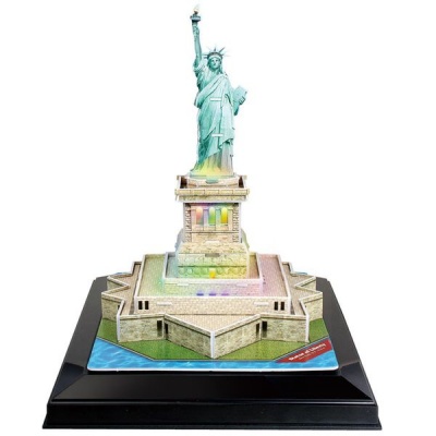Photo of Cubic Fun Statue of Liberty USA - 37 Piece 3D Puzzle with Base & LED Unit