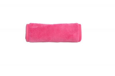 Photo of Wonder Towel Mommy Makeup Eraser Cloth - Pink