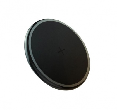 Photo of Compact Fast 9VÂ Qi Wireless Charger - Leather