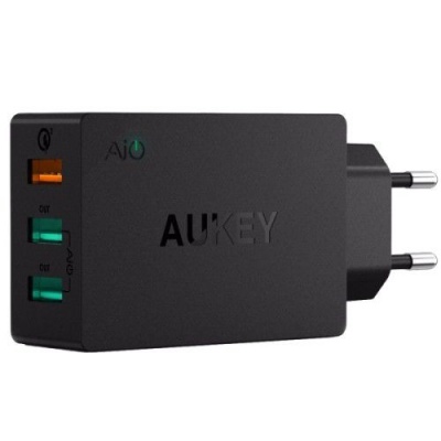 Photo of Aukey 3-Port 3.0 Wall Charger & Micro USB Cable