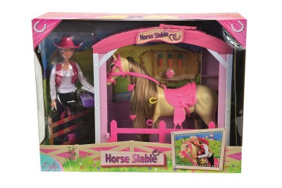 Photo of Steffi Love Horse Stable With A 29cm Fashion Doll