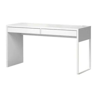 Photo of IKEA Micke Desk 142cm