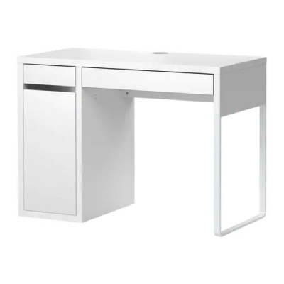 Photo of IKEA Micke Desk 105cm