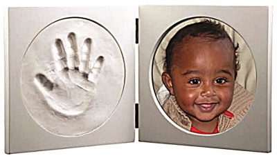 Photo of Babycraft Round White Frame and Clay Handprint kit