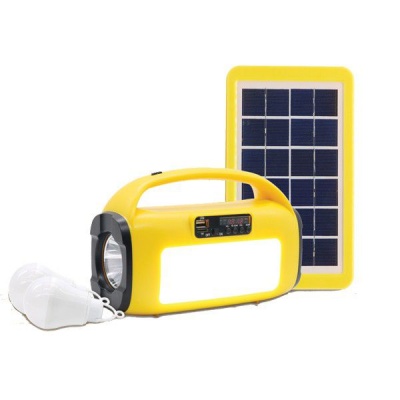 Photo of Everlotus 3W solar lighting system with site lamp and torch