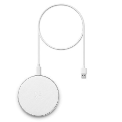 Photo of Bang Olufsen Beoplay E8 2.0 Wireless Charging Pad - White