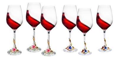 6 Piece Wine Glass Set With Rhinestone Filled Stems AND Royal Enamel Decor