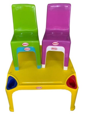 Photo of 4x Toddlers Chairs Plastic Chairs Nice Chairs & Table