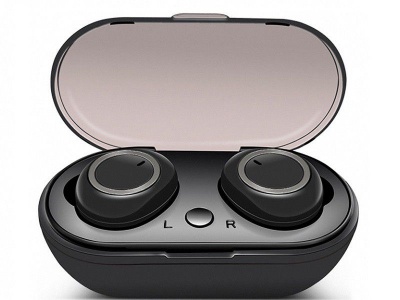 Photo of Tech Geeks Bluetooth Wireless Earphones/Earbuds with Charging Case