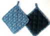 Oven Mitts with ShweShewe Design Fabric Photo