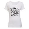 My Favorite People Have Paws - Ladies - T-Shirt Photo
