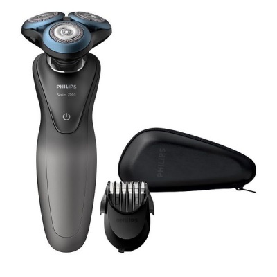 Photo of Philips Wet & Dry Electric Shaver Series 7000: S7960/17