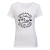 She Believes She Can - Ladies - T-Shirt Photo
