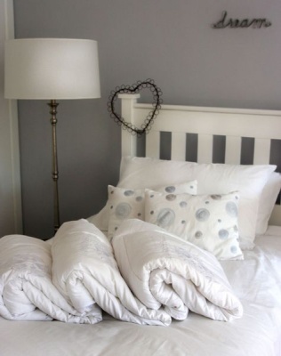 Photo of Cocoon Bedding 100% Mulberry Silk Filled MidSeason Duvet with Cotton Casing