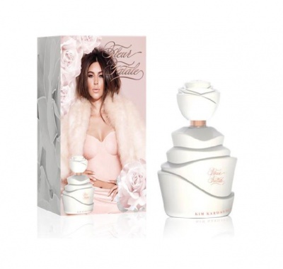 Photo of Kim Kardashian Fleur Fatale Eau de Parfum - 30ml