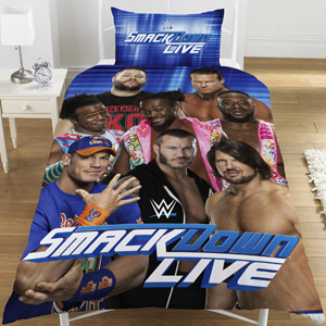 WWE Raw Vs Smackdown Reversible Duvet