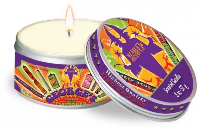 Photo of Insight Editions Harry Potter - Weasley's Wizard Wheezes - Cinnamon Scented Tin Candle Large