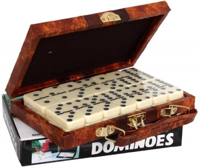 Photo of Toys Game Dominoes 19.5 x 12 x 3.5cm PVC